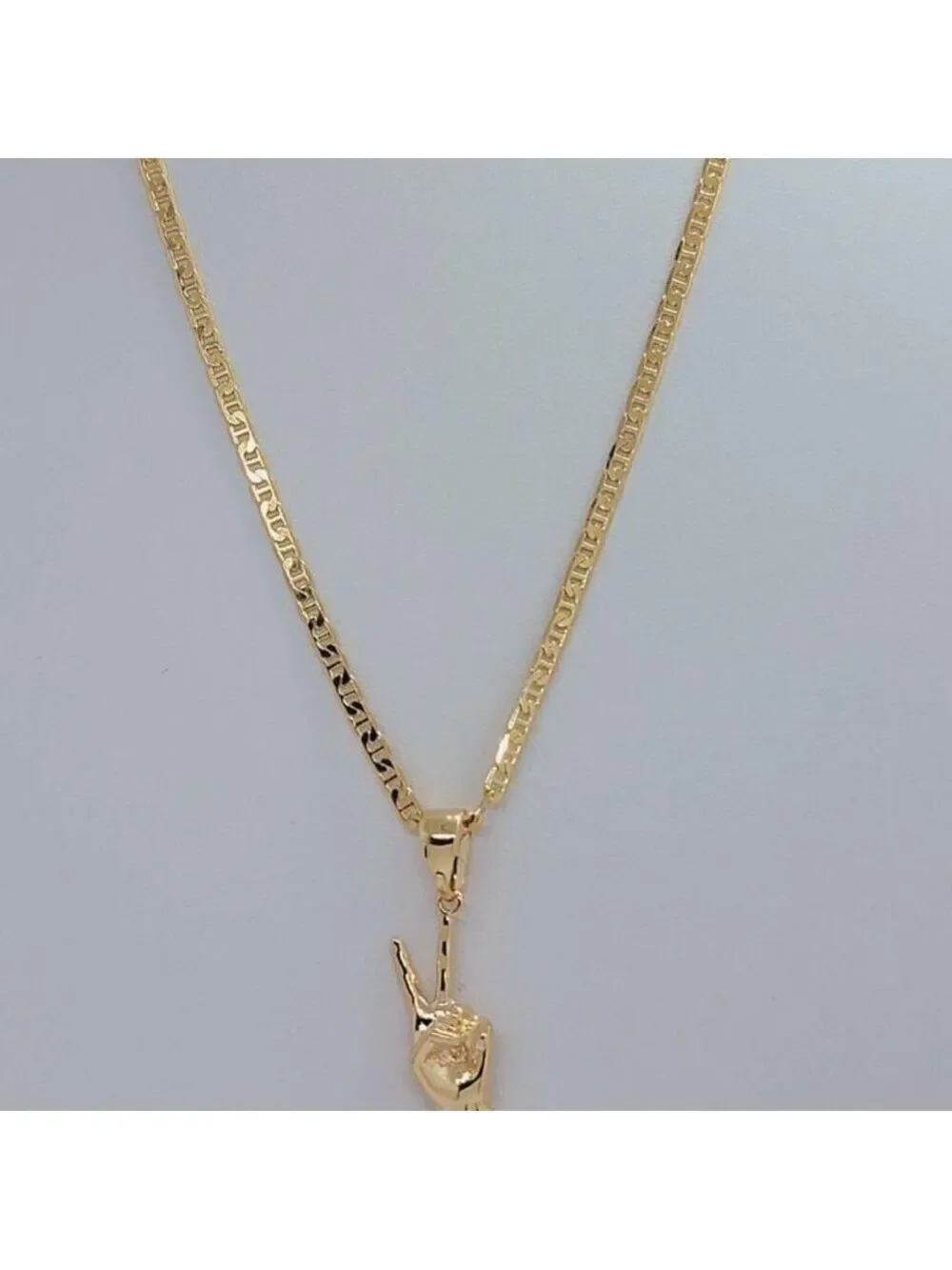 Brand New Brazilian 18k Gold Filled Hand w/ Peace Sign  Necklace